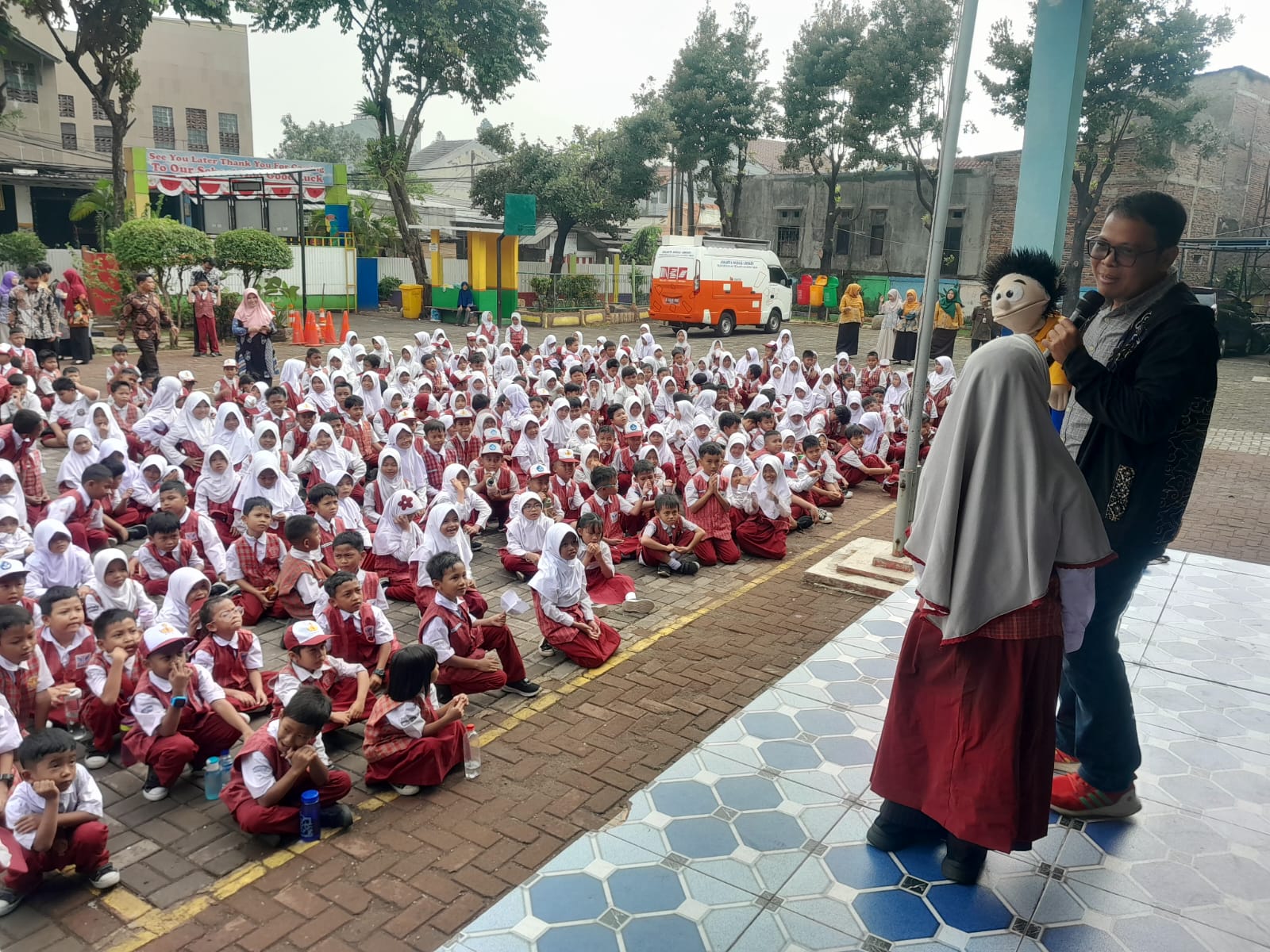 Wisata LiterAsyik Ke SDN Rambutan 03